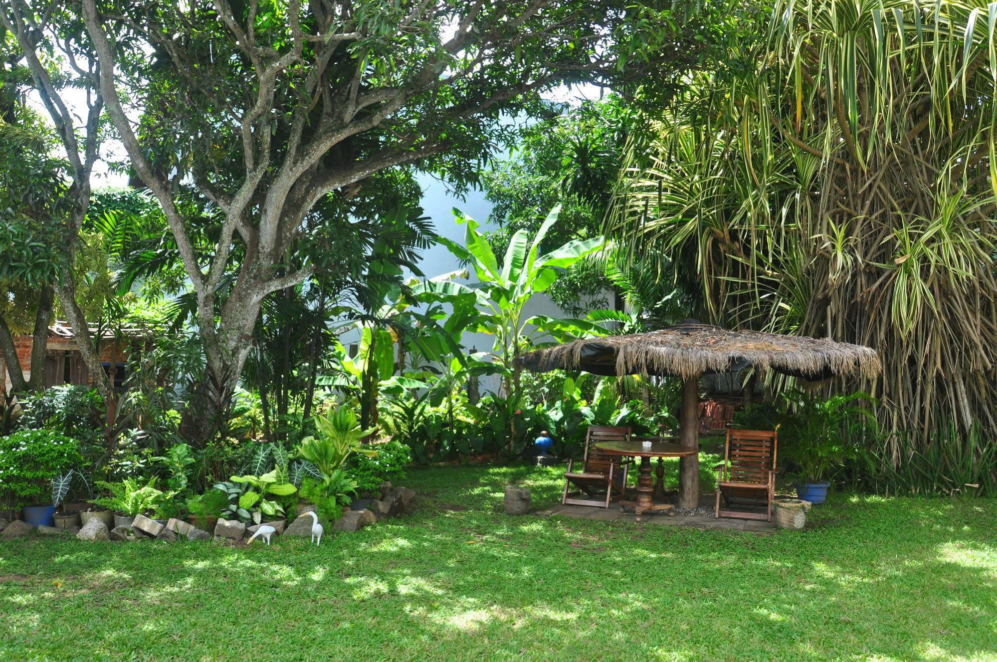 Blue Seas Guest House Dehiwala-Mount Lavinia Ngoại thất bức ảnh
